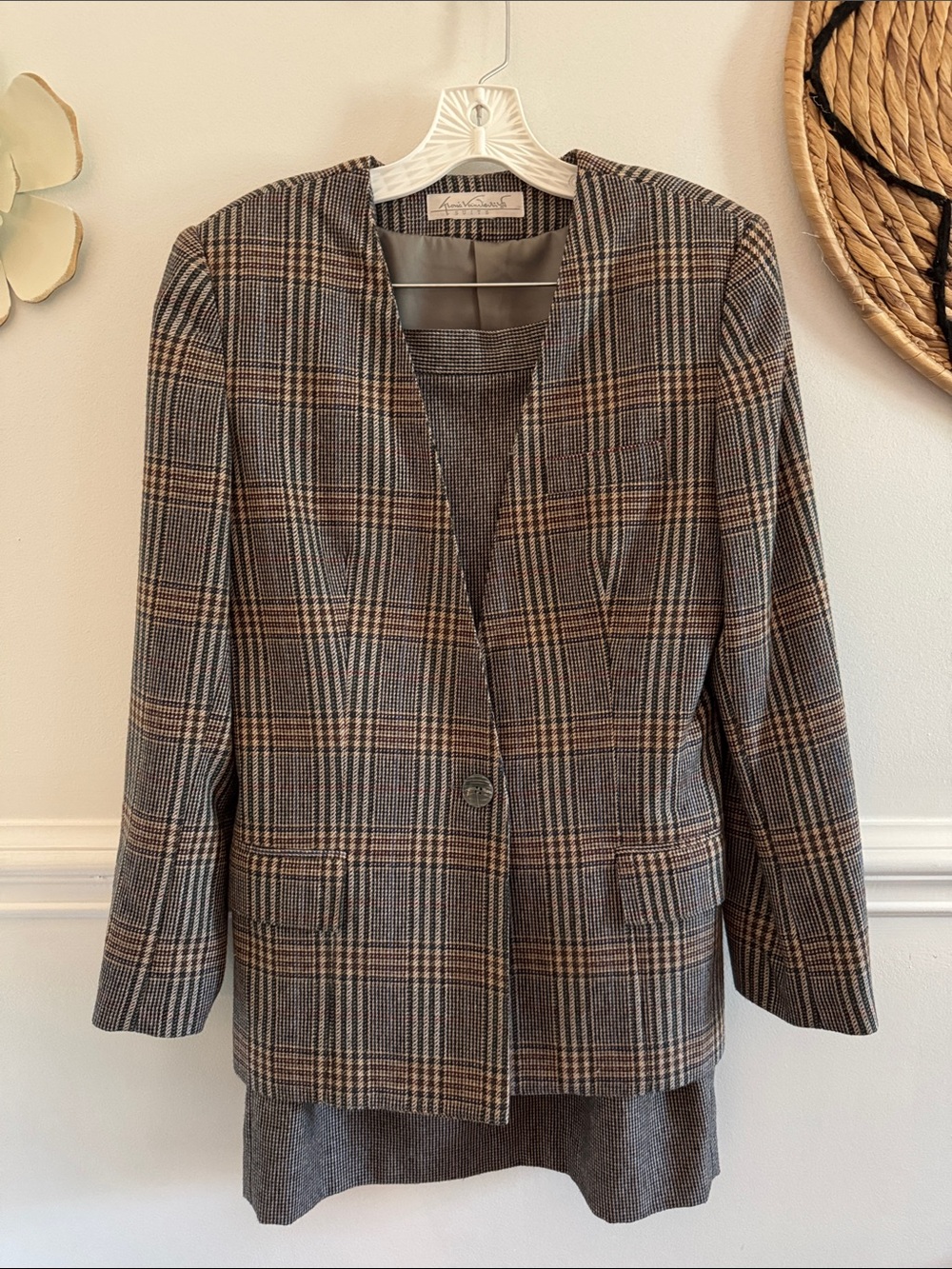 Gloria Vanderbilt Brown and Gray Plaid Blazer